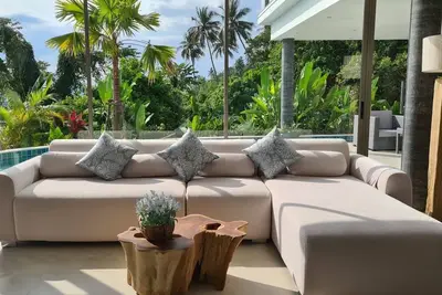 Image de Luxury great villa with sea and mountain views