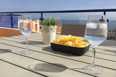Image de Appartement 3 chambres 2 salles de bains, vue sur la mer 180°, wifi très rapide
