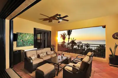 Image de Vista Paraiso, Hacienda Beach Club on Medano Beach