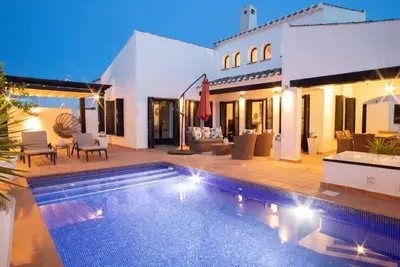 Image de Villa del Alemán with swimming pool