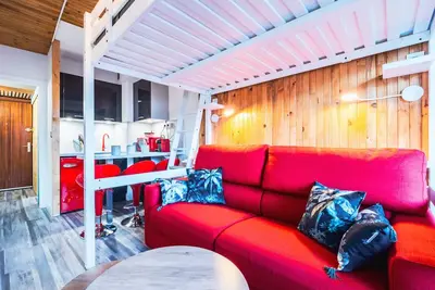 Image de Studio rénové au pied des pistes avec balcon à Tignes Le Lac, équipé pour 2, orientation sud