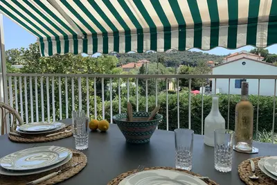Image de Bel appartement avec parking à 200m des plages et du Cap d'Antibes.