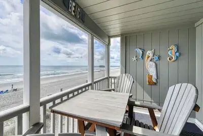 Image de Sea Banks 204, Two Bedroom, Two Bathroom, Oceanfront
