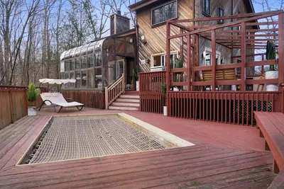 Image de Huge Private Deck - 5br Modern Poconos Vacation