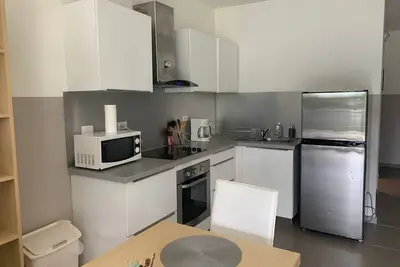 Image de Nice studio with balcony, located in safe residence. Close to beach, university