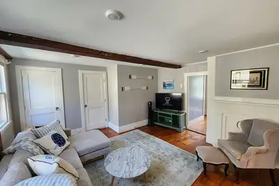 Image de The Sailor’s Retreat – A Cozy Escape in Historic Marblehead