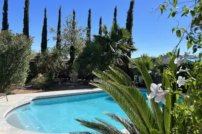 Desert Oasis- Heated Pool & Hot Tub