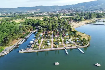 Image de Superbe (sta)caravane