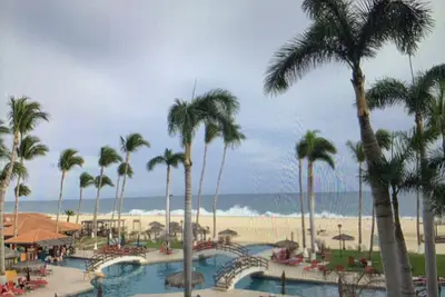 Image de Magnificent View of Pacific, Pool, Mama Mia Restaurant while Relaxing in the Sun