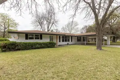 Image de Cozy mid-century rambler - Short drive to the Alamo & River Walk!