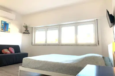 Image de MIRazul: Charmant studio à 4 minutes à pied de la plage, très central et moderne