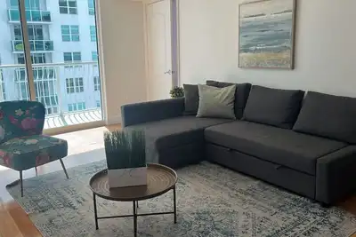 Miami Gem with great Ocean view, pool, wfh set up, and parking