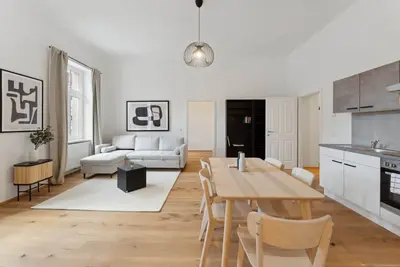 Image de Big spacious apartment for group