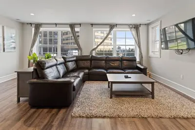 Image de New Beachfront Luxury 8br 4ba Duplex Sleeps 18