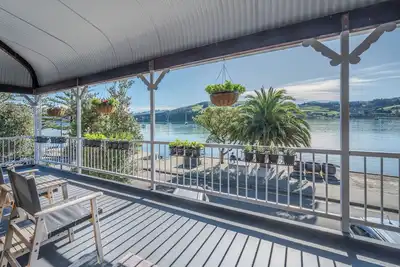 Image de Maison de la Mei - Akaroa Deluxe Upstairs Unit