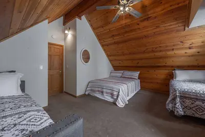 Image de Tahoe Donner Cabin with Private Hot Tub