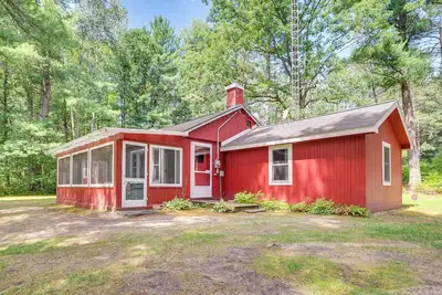 Image de Peaceful Traverse City Cabin ~ 16 Mi to Dtwn!