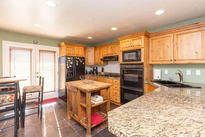 Image de Mh 911 | Luxurious Mountain Retreat Near Snowbasin & Powder Mountain!