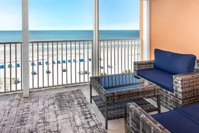 Image de Beachfront Condo, Heated Pool and Spa!