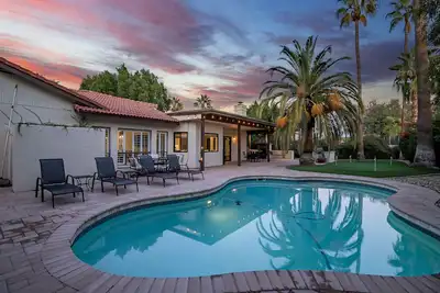 Image de Scottsdale Hidden Oasis 4b/2. 5b Home w/ Pool and Putting Green