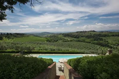 Image de Maison de vacances privée avec bain à remous, sauna, Wifi, climatisation, piscine, Tv, patio