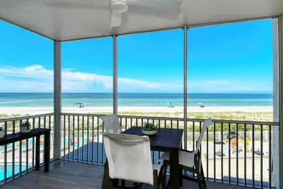 Image de Enjoy the Island Paradise with Amazing Gulf Views! Book your fall vacation today!