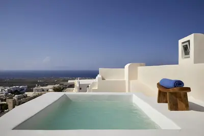Image de Executive Two Bedroom Villa, Sea & Village View