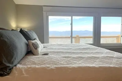 Image de Mt. Hebron Home, panoramic mt. views