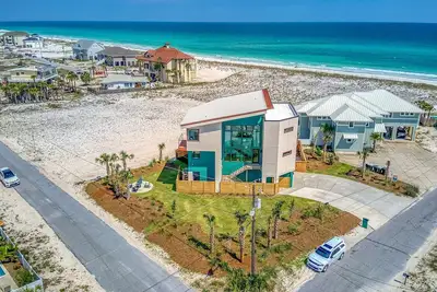Image de Gulf-Front Luxury Home with Private Pool, Hot Tub & Stunning Views!