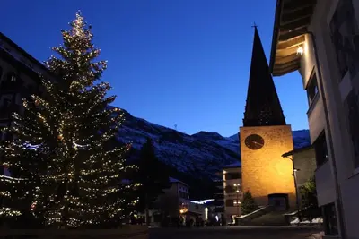 Image de Apartment with direct access to the ski slopes