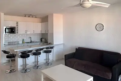 Image de One bedroom apartment with sea views (K110)