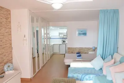 Image de Studio in well kept quiet complex (K002)
