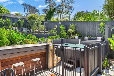 Image de In a coveted pocket in Blairgowrie within an easy walk to the bay and Village