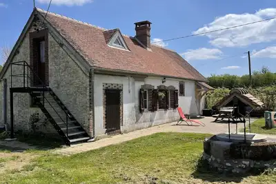 Image de A 10 mn de Guédelon, maison au calme avec grand jardin sans vis à vis