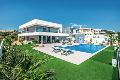 Image de Villa Sunset Vista - Trois Chambres Villa, Couchages 6