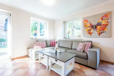 Image de Comfortable. Quiet. Central.