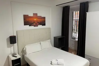Image de Awesome & Spacious Apartment Gran Vía | A037