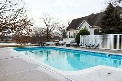 Image de Lake Front*100° Heated Pool Year-Round* Hot Tub