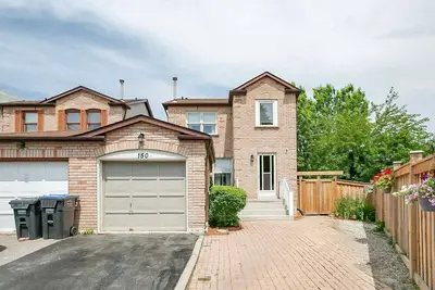 Warm and cozy studio with a stunning view - Centrally located