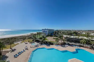Image de Remodeled Beachfront 🐠🦀 Destin West's Best 😎😎 Beach Service Inc ⛱️⛱️New Everything