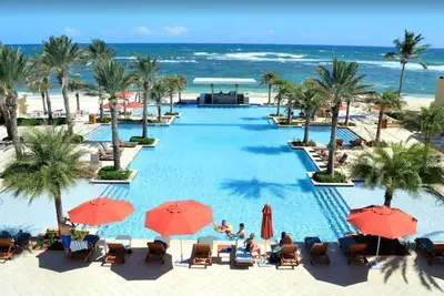 Stay on the Beach in Saint Maarten!