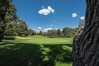 Image de Experience Sedona Golf Lookout: a stylish 2-bed retreat in Village of Oak Creek with Garden views