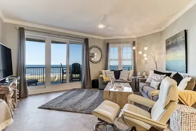Image de Oceanfront | Luxury Ocean Place Condo | Priceless Views | Adjacent to Ritz-Carlton