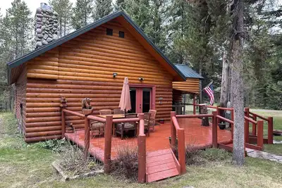 Image de Adorable 2-bedroom with guest house.