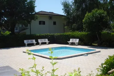 Image de Charmante villa met privétuin