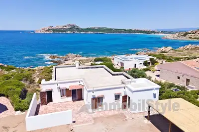 Image de Beachfront villa on the first row with breathtaking sea view