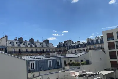 Image de Petit Appartement Métro Villiers