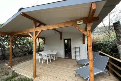 Image de Chalet dans camping résidentiel en Sud Ardèche