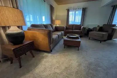 Image de Stylish 3br Retreat | Campus Views