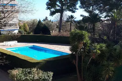 Image de Appartement 2 pièces dans résidence avec parc et piscine